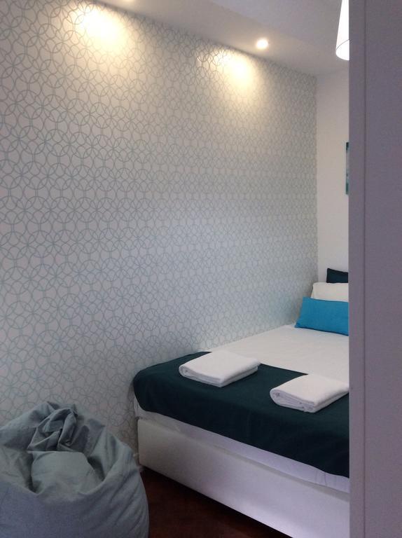 4u Iv Airport Guest house