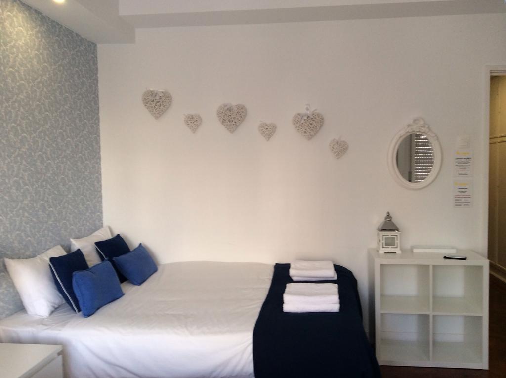 4u Iv Airport Guest house
